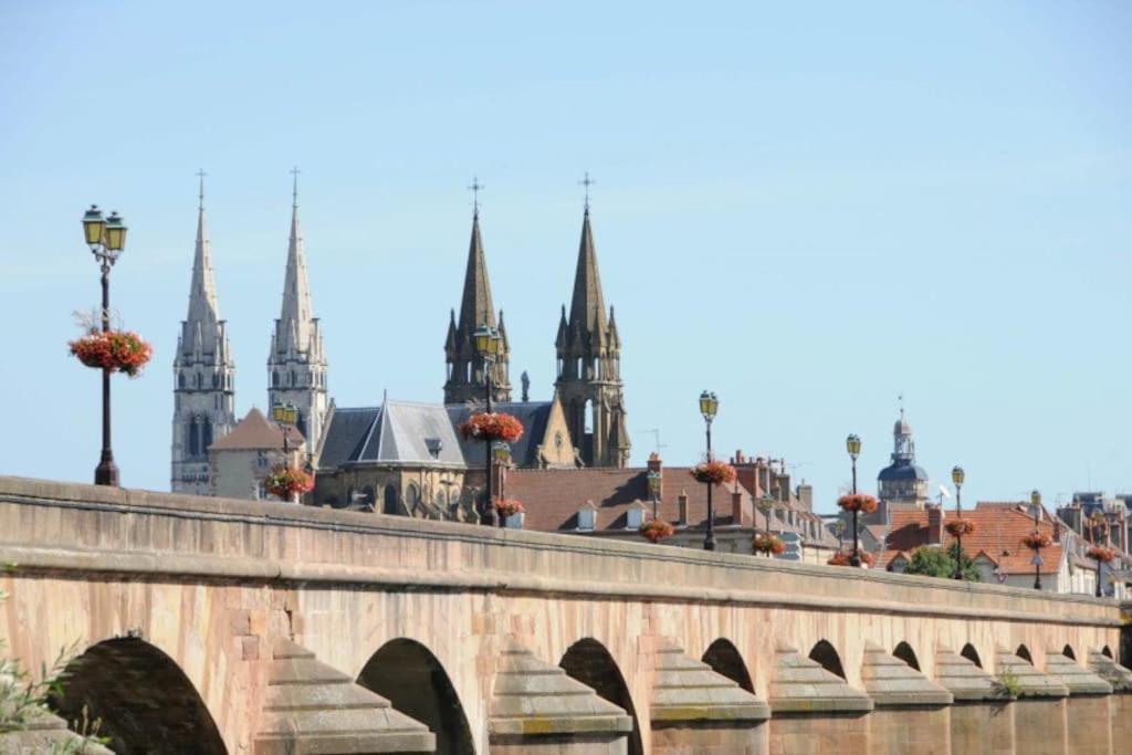 Ferienwohnung T3 Moulins Avec Garage Proche Gare Exterior foto