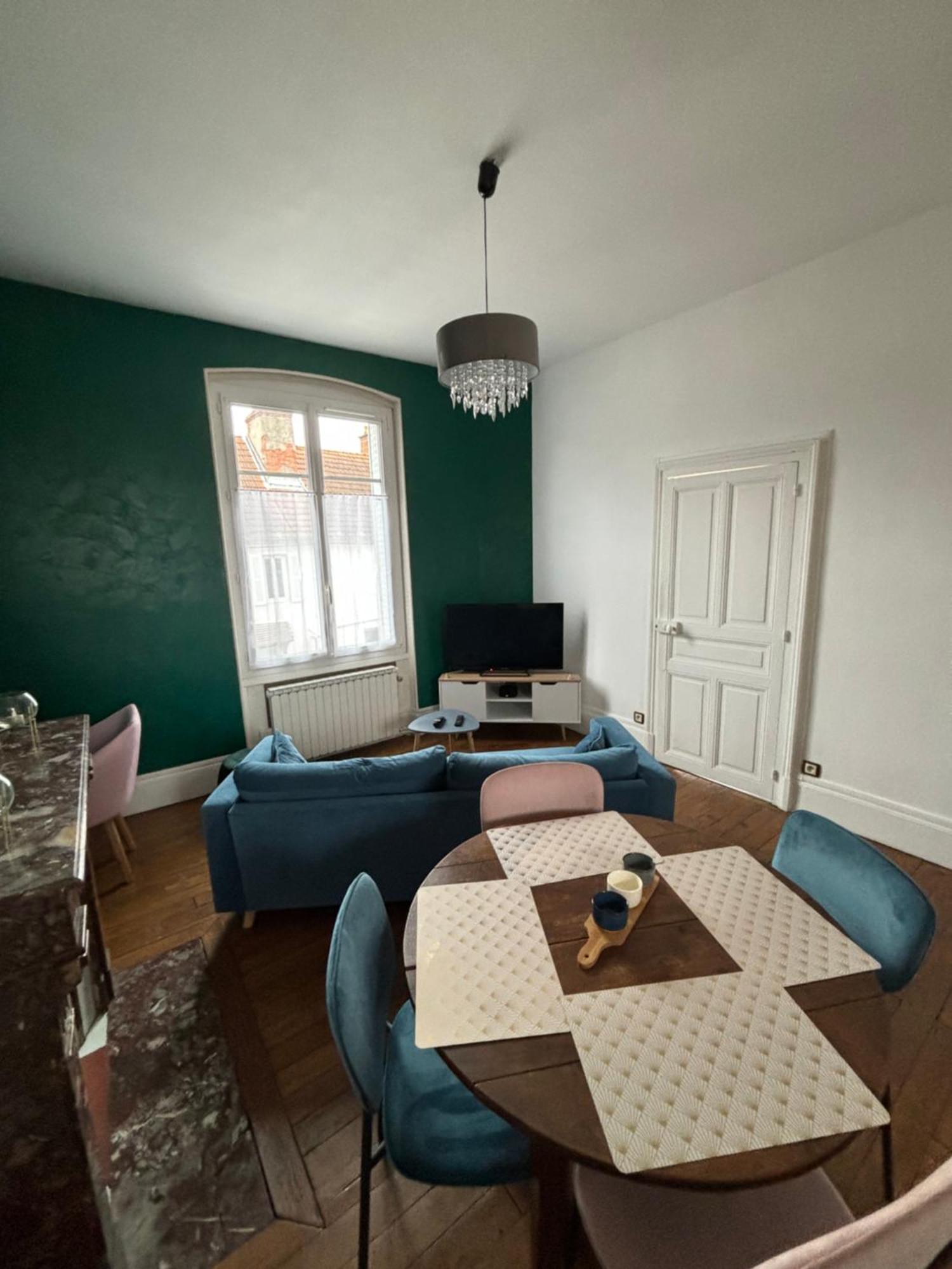 Ferienwohnung T3 Moulins Avec Garage Proche Gare Exterior foto