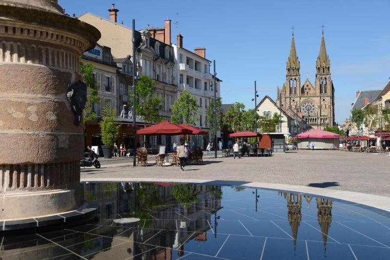 Ferienwohnung T3 Moulins Avec Garage Proche Gare Exterior foto